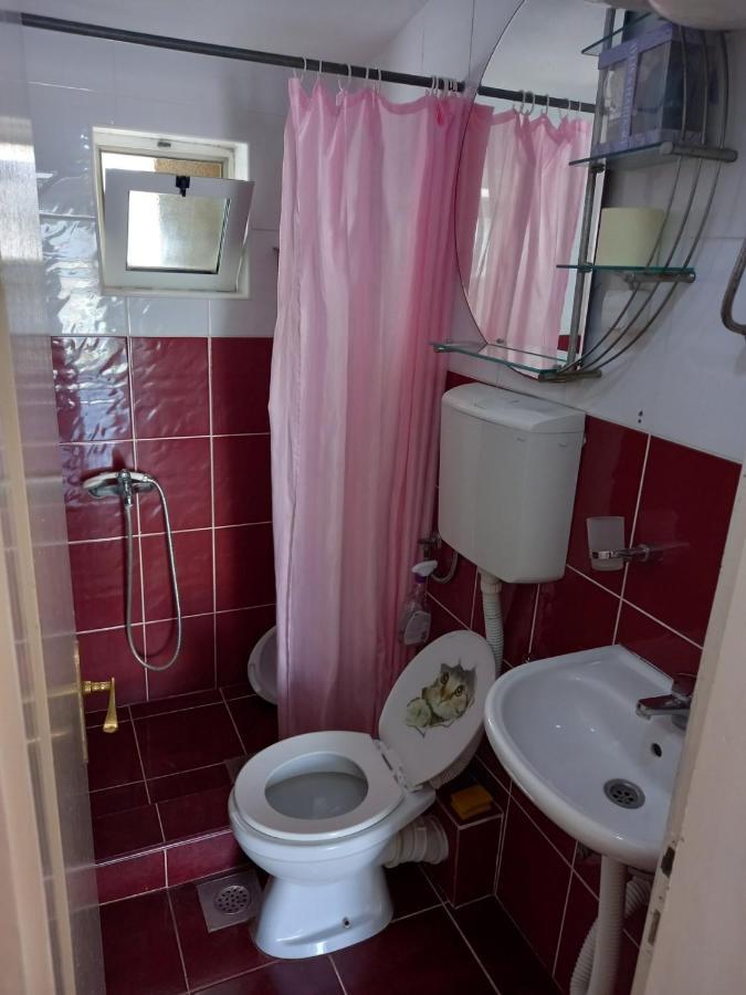 Apartmani Liki Улцинь Екстер'єр фото