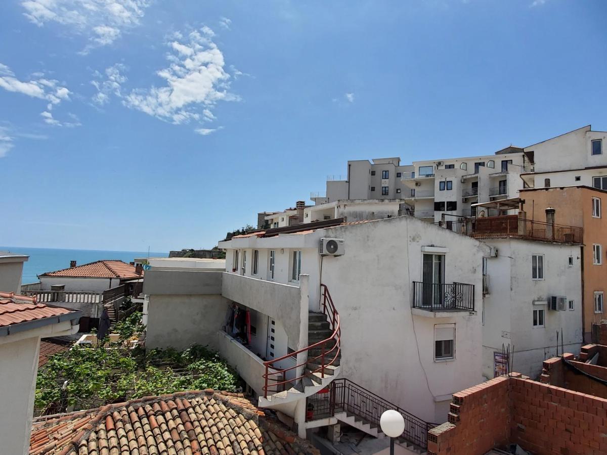 Apartmani Liki Улцинь Екстер'єр фото