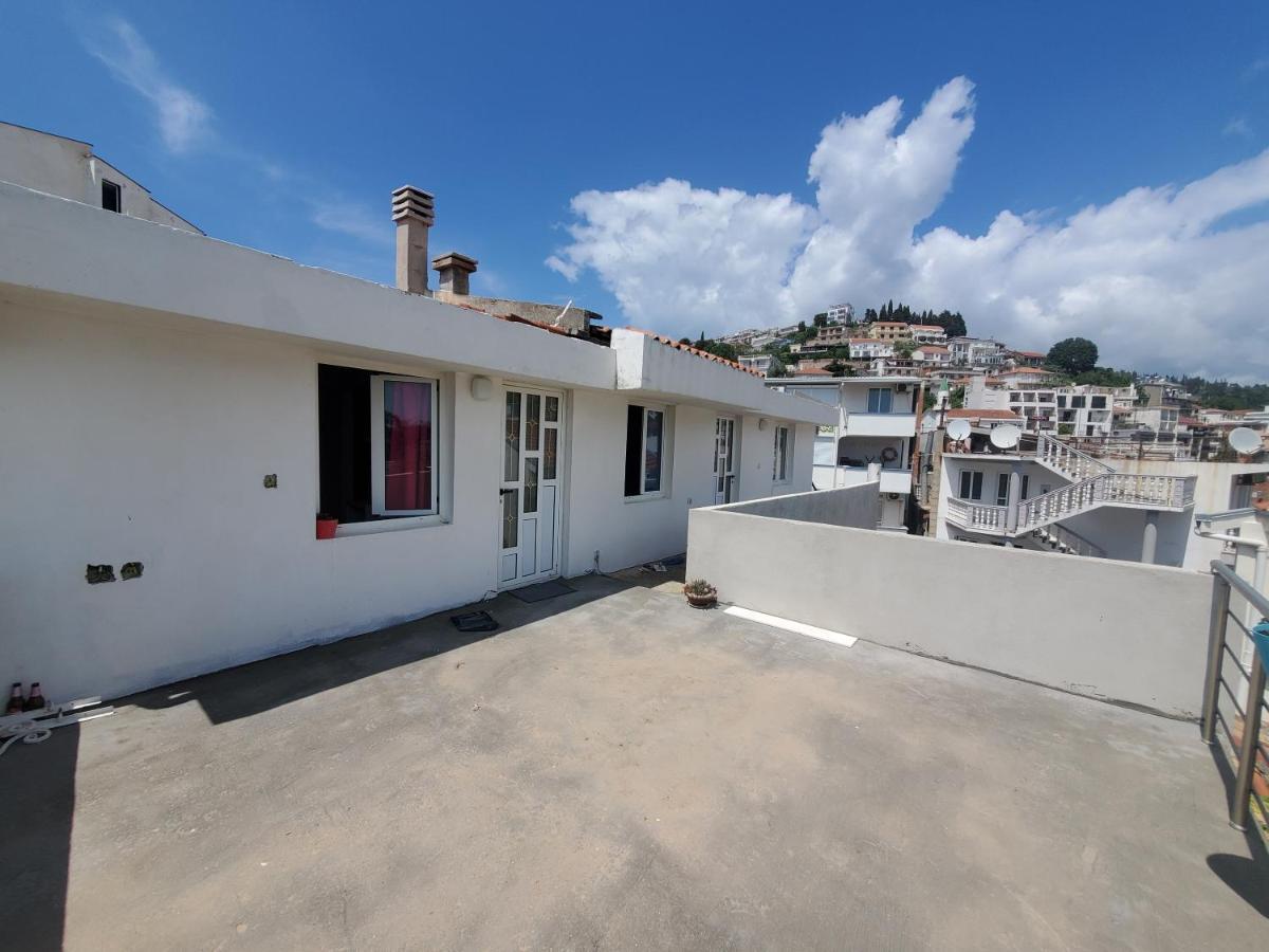 Apartmani Liki Улцинь Екстер'єр фото