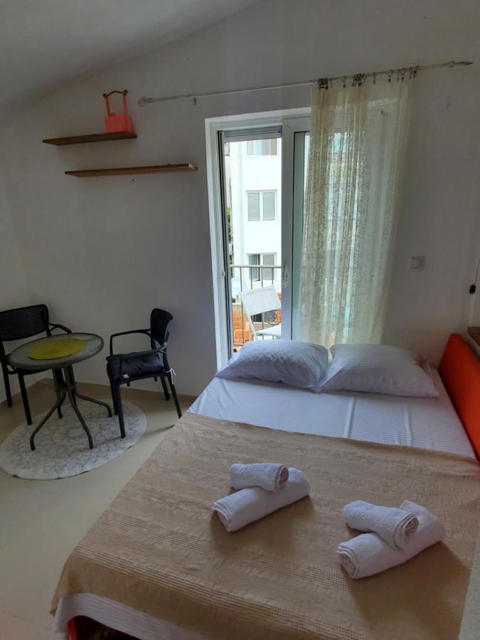 Apartmani Liki Улцинь Екстер'єр фото